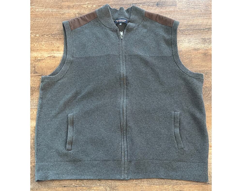 Roundtree & Yorke 100% Cotton gray charcoal and brown suede 2XB